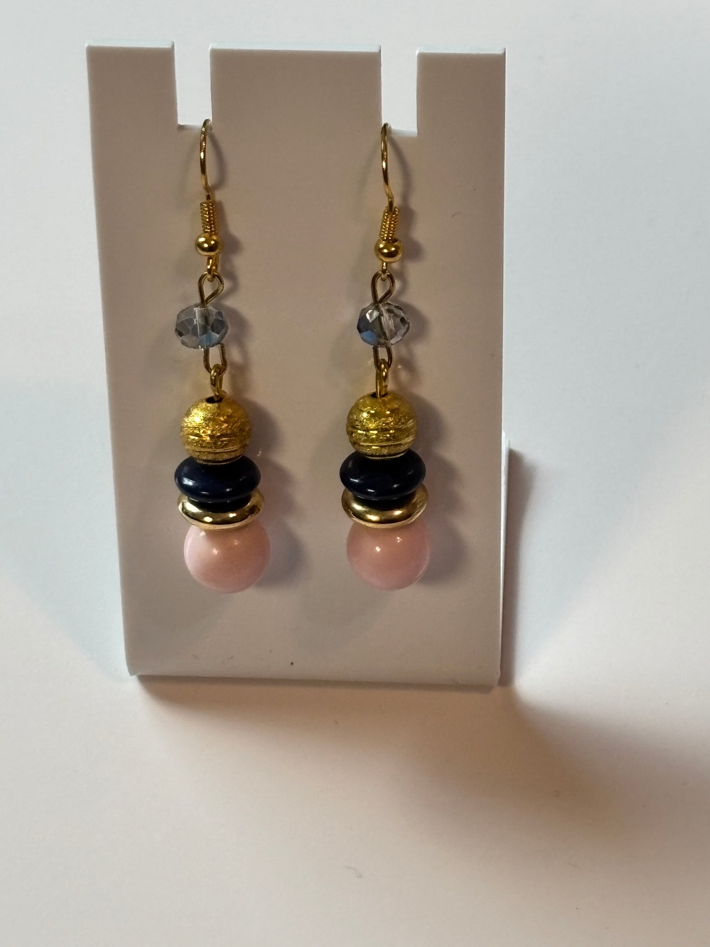 Pink Beaded Jewelry Set – Floral Accent Stretch Bracelet & Earrings | Unique Handmade Gift for Her, Birthday or Mother’s Day