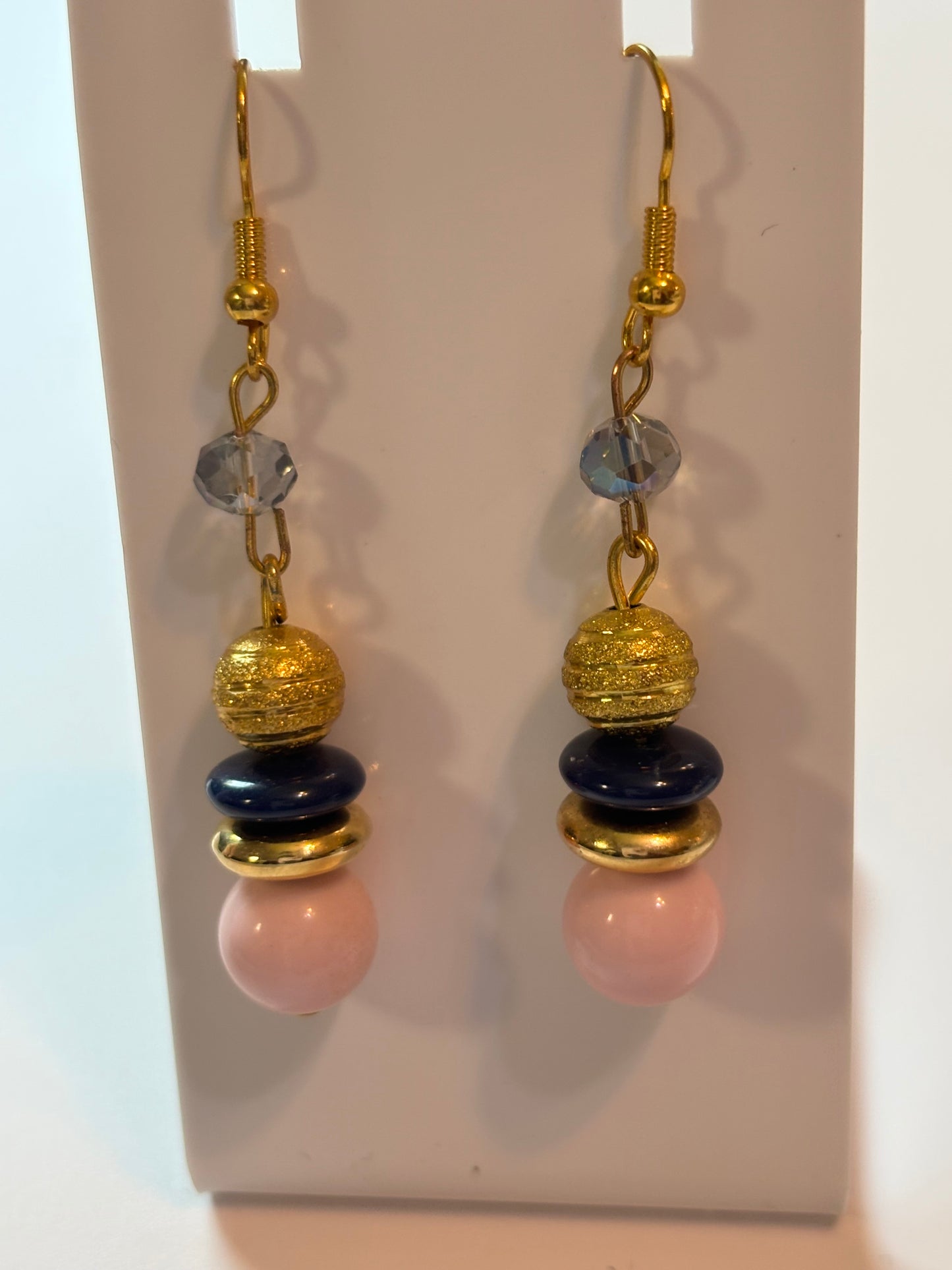 Pink Beaded Jewelry Set – Floral Accent Stretch Bracelet & Earrings | Unique Handmade Gift for Her, Birthday or Mother’s Day